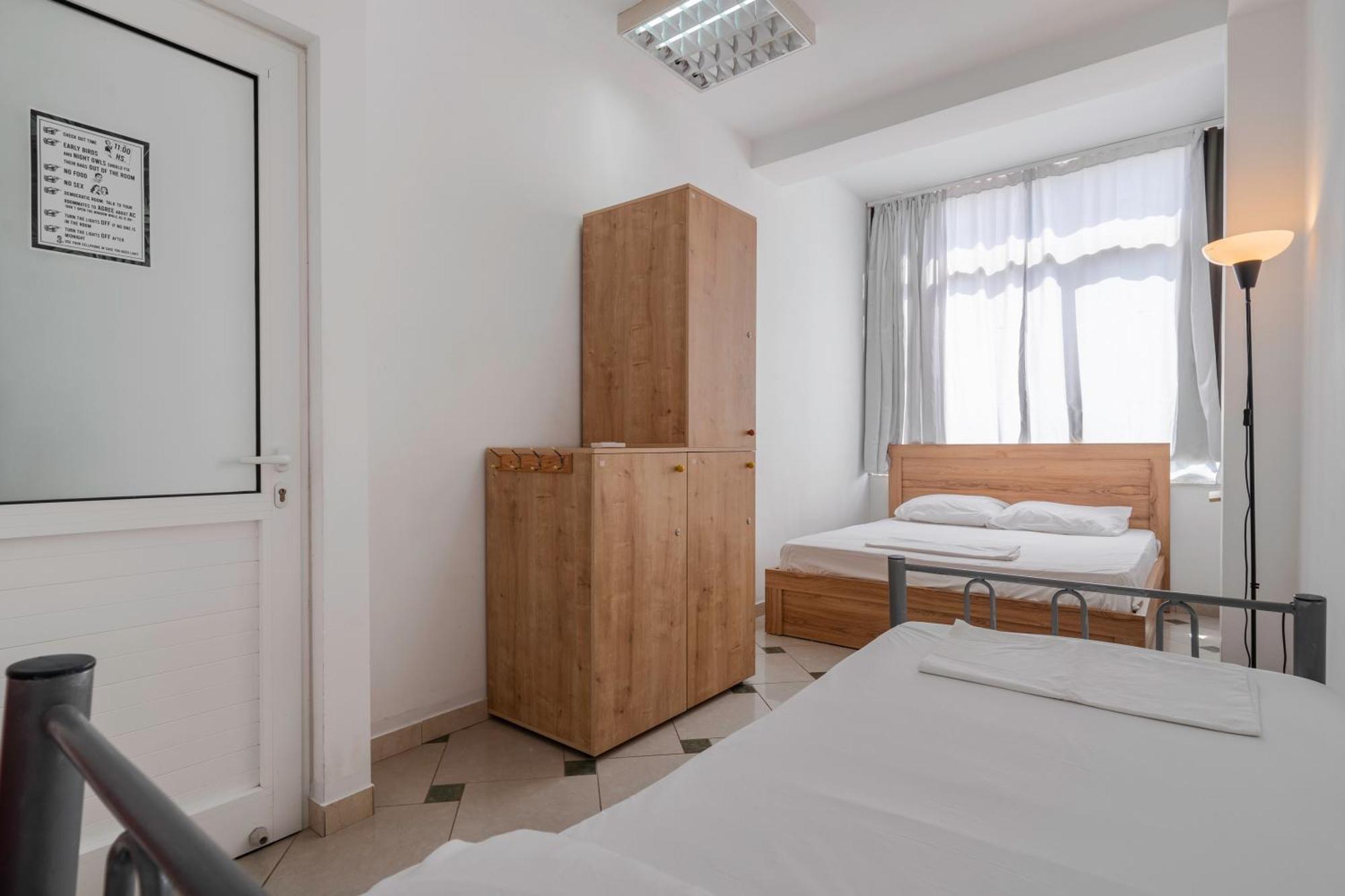 HOSTEL HASTA LA VISTA SARANDA 2* (Albania) - od 189 PLN | BOOKED